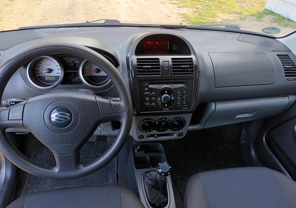 Suzuki Ignis cena 12990 przebieg: 162000, rok produkcji 2005 z Miłosław małe 326